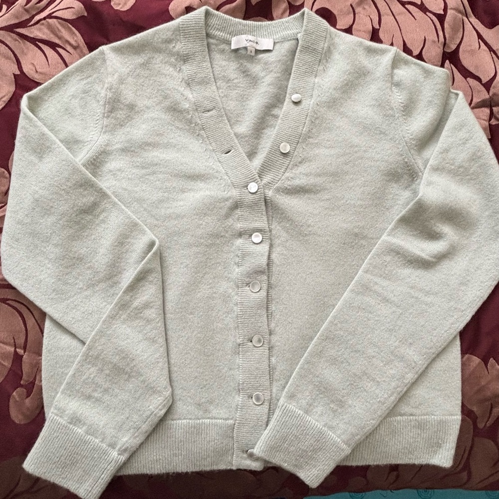Vince Soft Light Green Cashmere Button-Up Cardigan